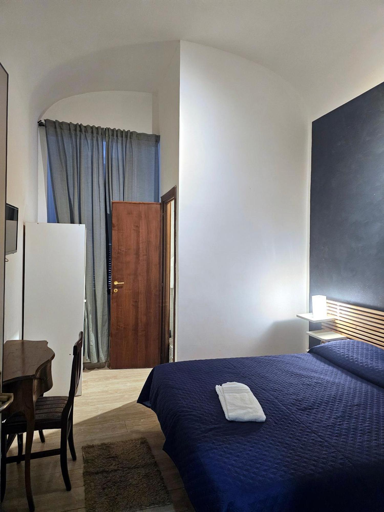 Cialdini 13 Affittacamere Roma