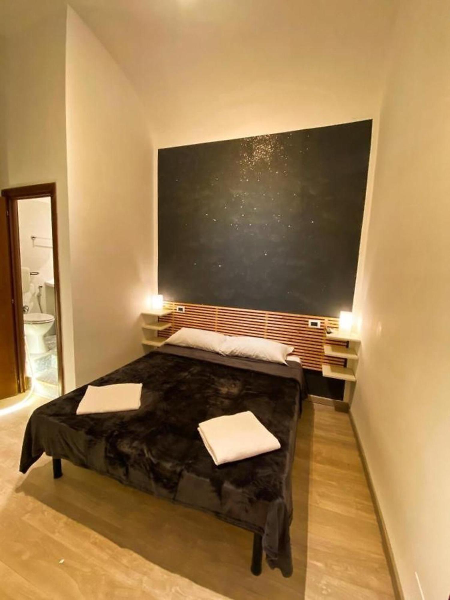 Cialdini 13 Affittacamere Roma